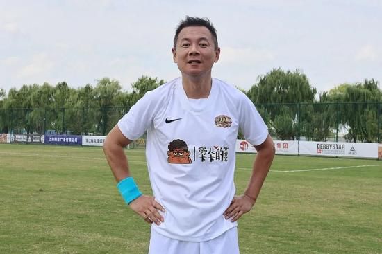 女人在厨房裸体做饭视频